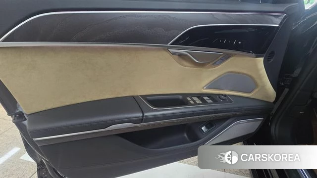 Audi A8 (D5) 2021 Черный из Кореи, фото 3
