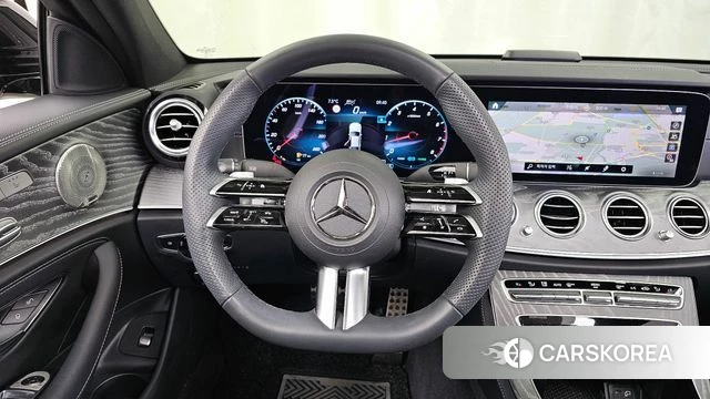 Mercedes-Benz E-Class W213 2023 Белый из Кореи, фото 3