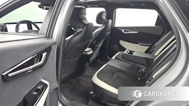 Kia EV6 2024 Серый из Кореи, фото 3