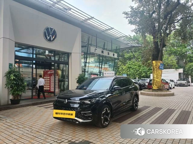 Volkswagen Tiguan L 2025 Черный из Китая, фото 3