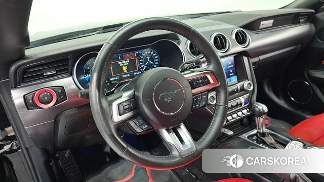 Ford Mustang 2021 Черный из Кореи, фото 3