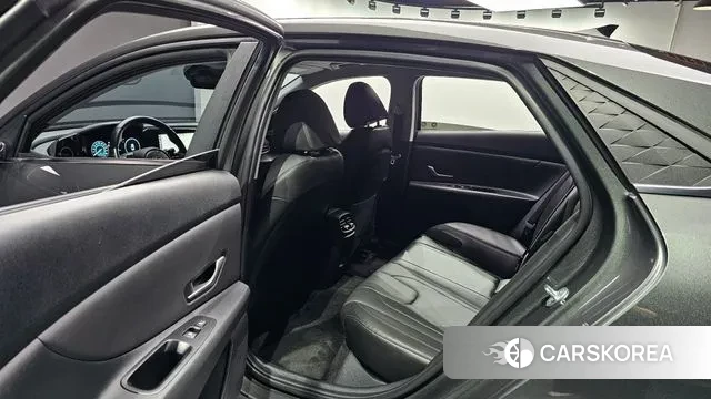 Hyundai The New Avante (CN7) 2023 Серый из Кореи, фото 3