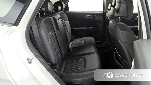 Kia Sportage 5th Generation 2022 Белый из Кореи, фото 3