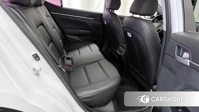 Hyundai Avante AD 2018 Белый из Кореи, фото 3