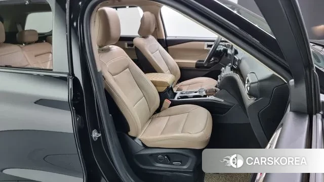 Ford Explorer 6th Generation 2019 Черный из Кореи, фото 3