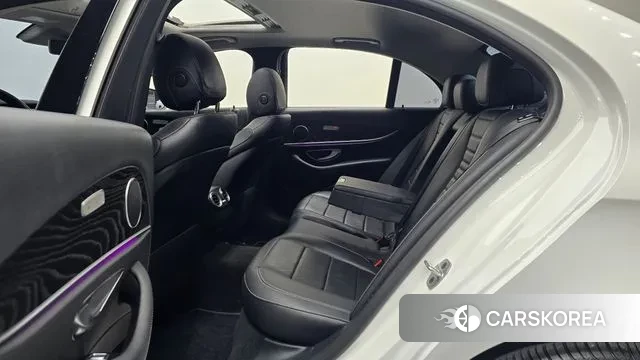 Mercedes-Benz E-Class W213 2019 Белый из Кореи, фото 3