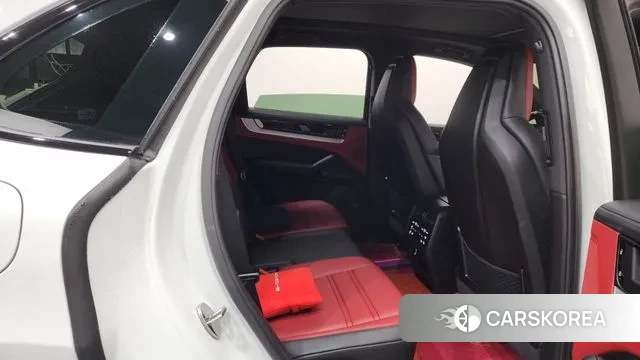 Porsche Cayenne (PO536) 2024 Белый из Кореи, фото 3