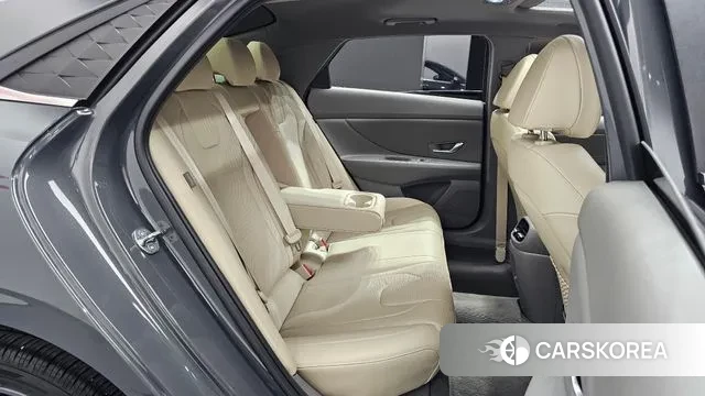 Hyundai The New Avante (CN7) 2023 Серый из Кореи, фото 3