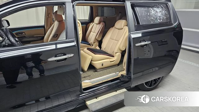 Kia The New Carnival 2019 Черный из Кореи, фото 3