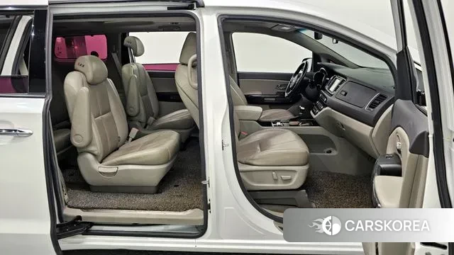 Kia All New Carnival 2018 Белый из Кореи, фото 3