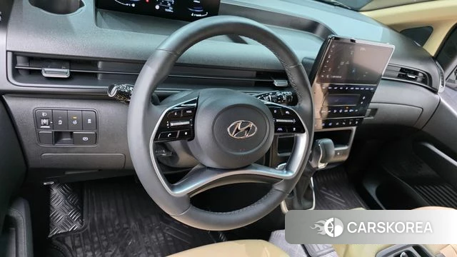 Hyundai Staria 2023 Белый из Кореи, фото 3