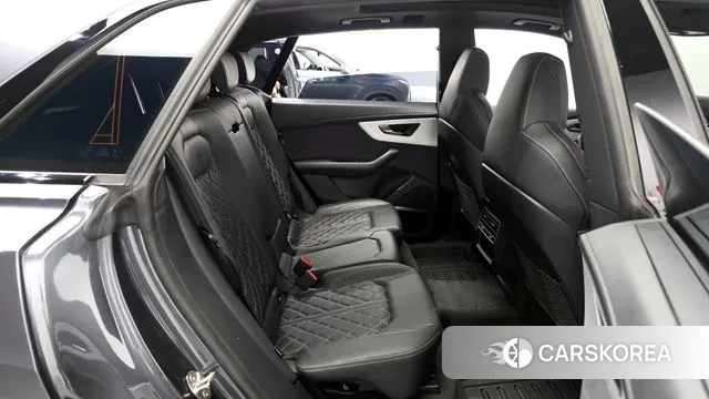 Audi Q8 (4M) 2023 Серый из Кореи, фото 3