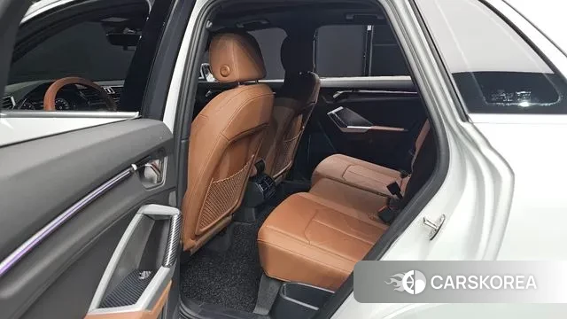 Audi Q3 (F3) 2020 Белый из Кореи, фото 3