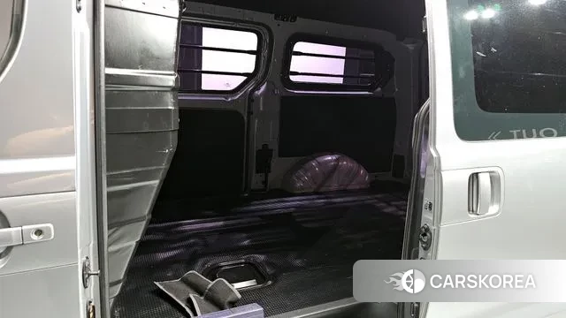 Hyundai The New Grand Starex 2018 Серебристо-серый из Кореи, фото 3