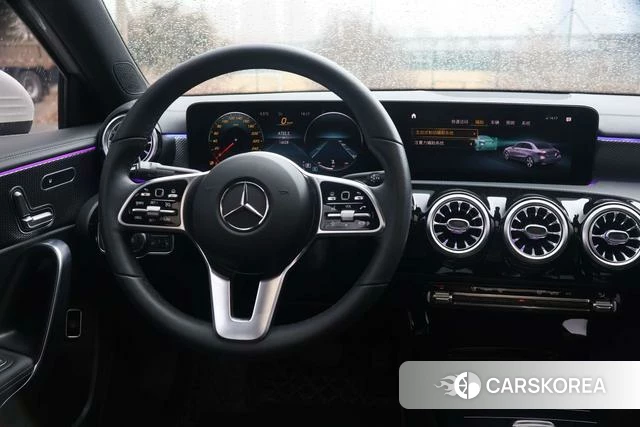 Mercedes-Benz Class A 2022 Белый из Китая, фото 3