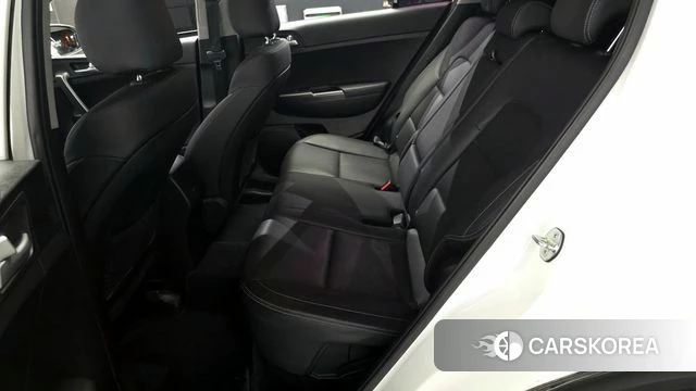 Kia Sportage The Bold 2021 Белый из Кореи, фото 3
