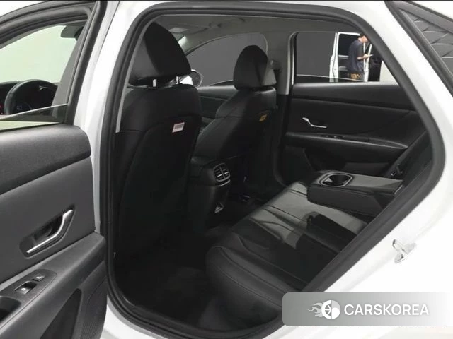 Hyundai The New Avante (CN7) 2023 Белый из Кореи, фото 3