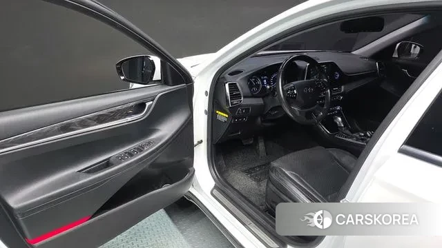 Hyundai Grandeur IG Hybrid 2018 Белый из Кореи, фото 3