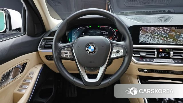 BMW 3 Series (G20) 2021 Белый из Кореи, фото 3