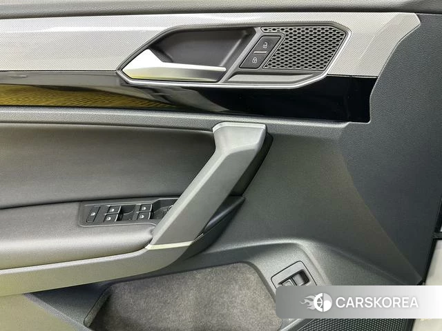 Volkswagen Tanyue 2022 Белый из Китая, фото 3