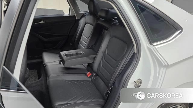 Volkswagen 7th Generation of Jetta 2021 Белый из Кореи, фото 3