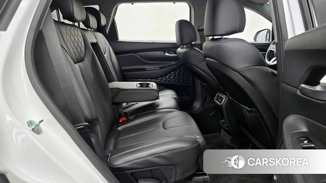 Hyundai The New Santa Fe 2021 Белый из Кореи, фото 3