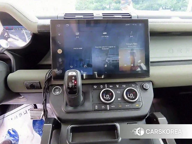 Land Rover Defender (L663) 2021 Светло-зеленый из Кореи, фото 3