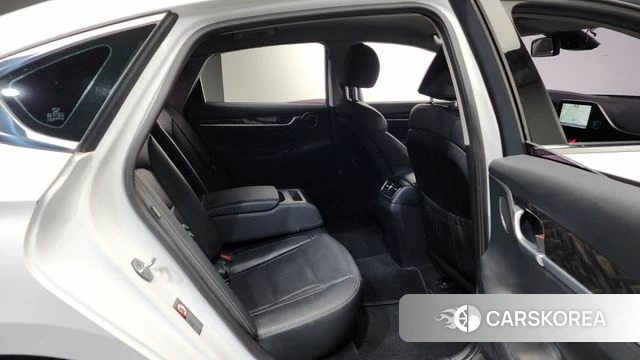 Hyundai Grandeur IG 2018 Белый из Кореи, фото 3