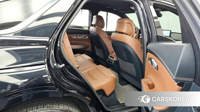Genesis GV70 2021 Черный из Кореи, фото 3