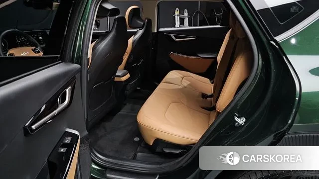 Kia EV6 2023 Темно-зеленый из Кореи, фото 3