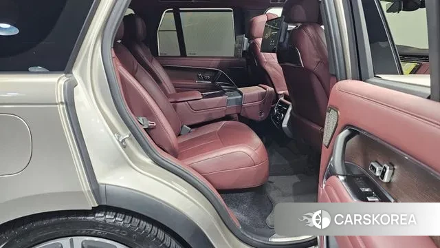 Land Rover Range Rover 5th Generation 2023 Песочный из Кореи, фото 3