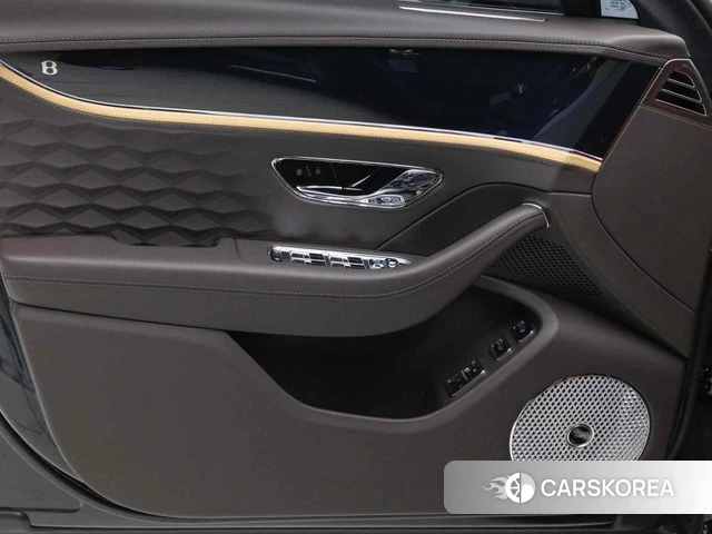 Bentley Flying Spur 4th Generation 2025 Черный из Кореи, фото 3