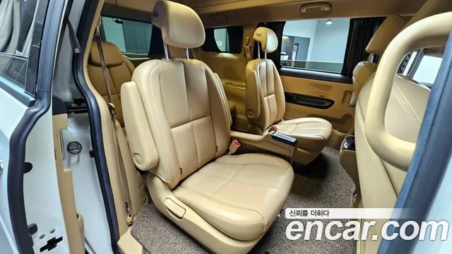 Kia The New Carnival 2020 Белый из Кореи, фото 3