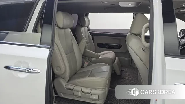 Kia The New Carnival 2018 Белый из Кореи, фото 3