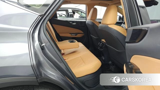 Lexus NX350h Second generation 2023 Серый из Кореи, фото 3