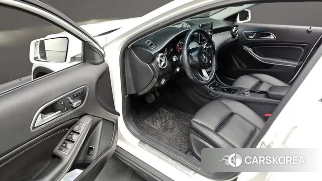Mercedes-Benz GLA-Class X156 2018 Белый из Кореи, фото 3