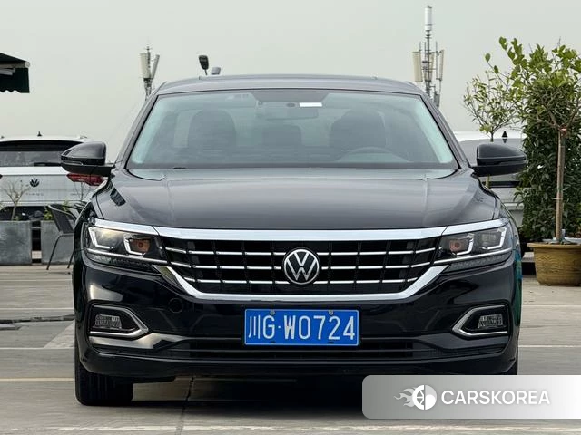 Volkswagen Passat 2021 Черный из Китая, фото 3