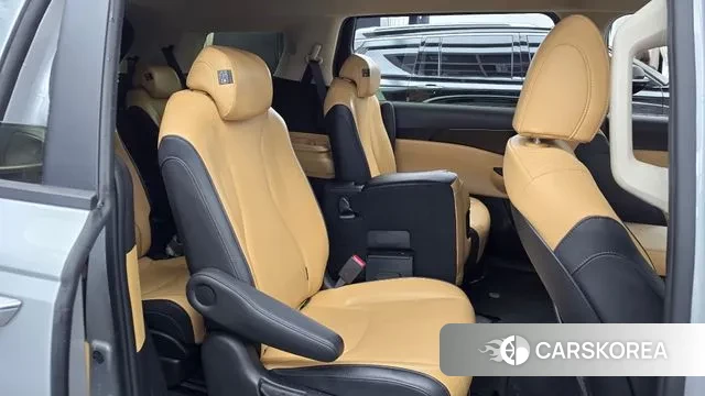 Kia Carnival 4th generation 2020 Серебристо-серый из Кореи, фото 3
