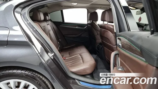 BMW 5 Series (G30) id 2277068 из Кореи 3