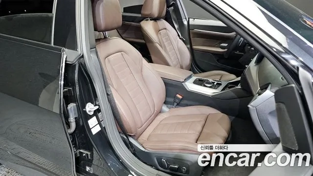 BMW 4 Series (G22) 2024 Черный из Кореи, фото 3