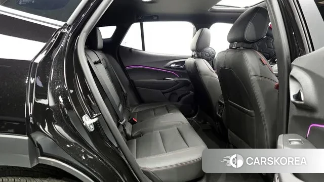 Chevrolet (GM Daewoo) Trax Crossover 2024 Черный из Кореи, фото 3