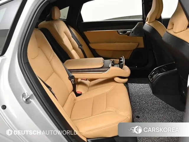 Volvo S90 2023 Серебристо-серый из Кореи, фото 3