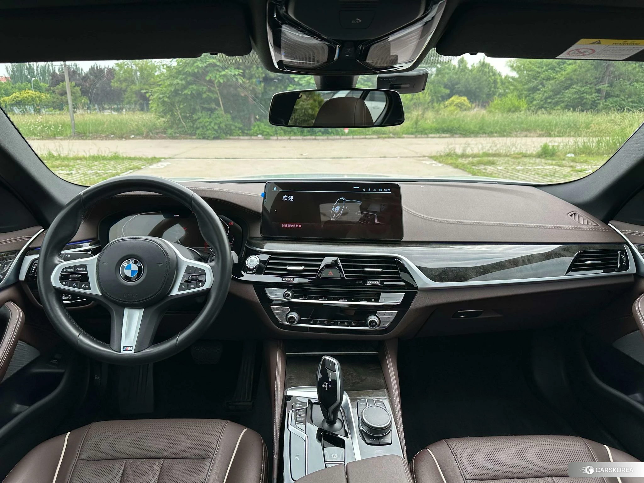 BMW 5 series 2021 Белый из Китая, фото 3