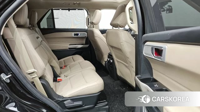 Ford Explorer 6th Generation 2022 Черный из Кореи, фото 3