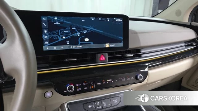Kia The New Carnival 4th Generation 2024 Черный из Кореи, фото 3