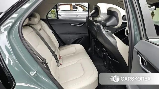 Kia Di Ol Nu Niro 2022 Темно-зеленый из Кореи, фото 3