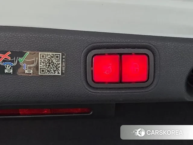 Mercedes-Benz E-Class W213 2023 Белый из Кореи, фото 3