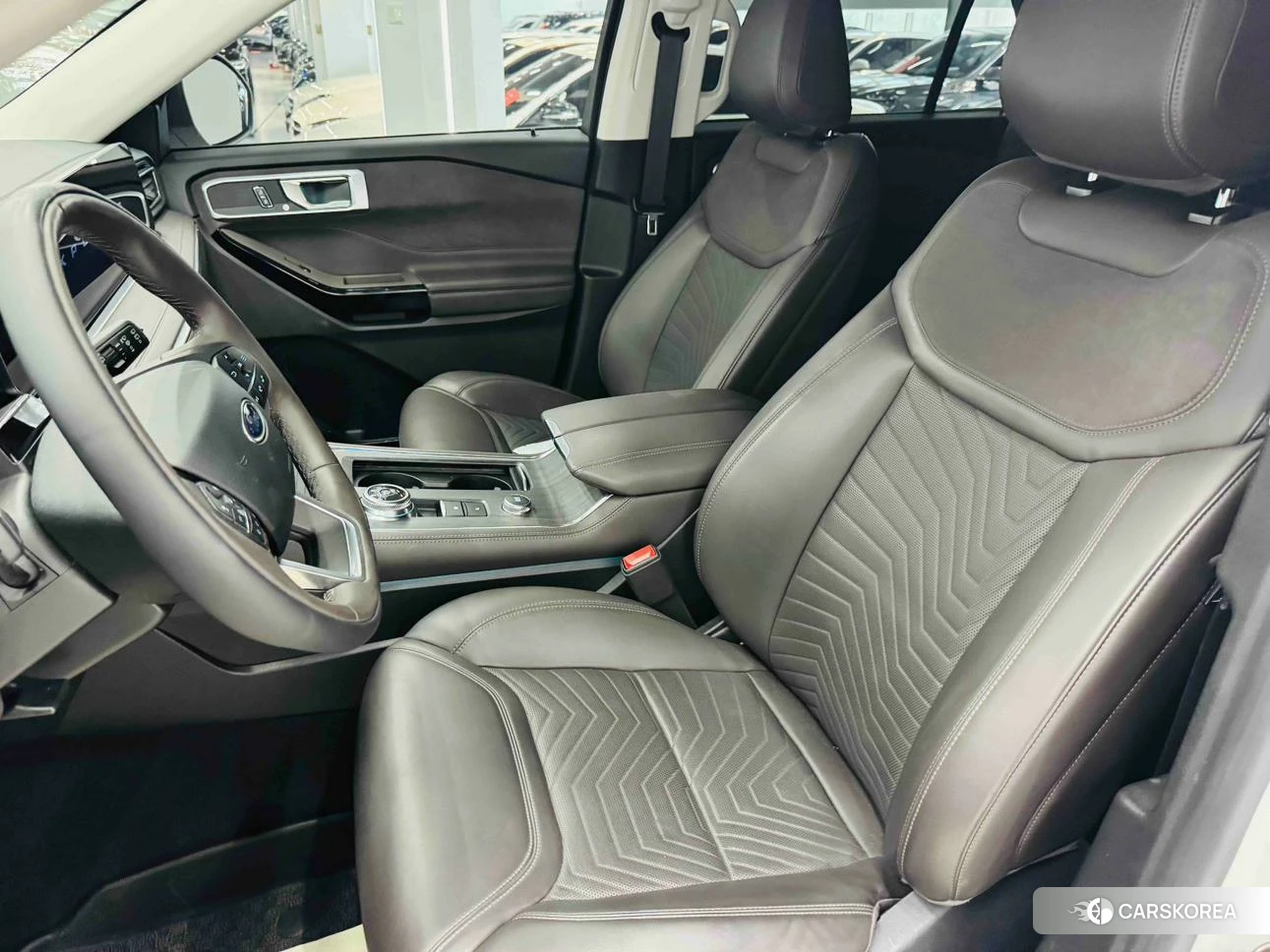 Ford Explorer 2024 Белый из Китая, фото 3