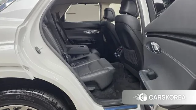 Genesis GV70 2022 Белый из Кореи, фото 3