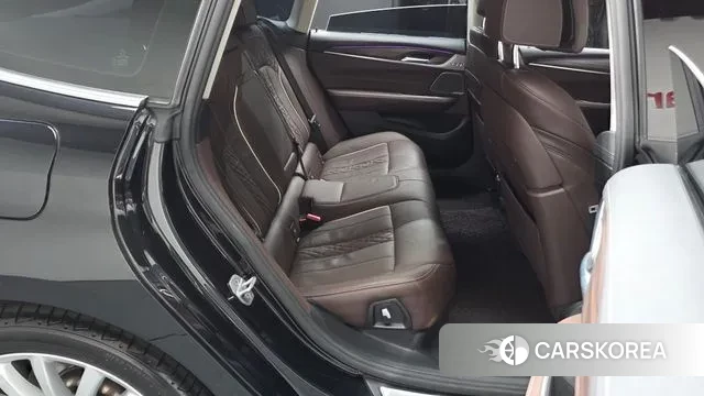 BMW 6 Series GT (G32) 2021 Черный из Кореи, фото 3